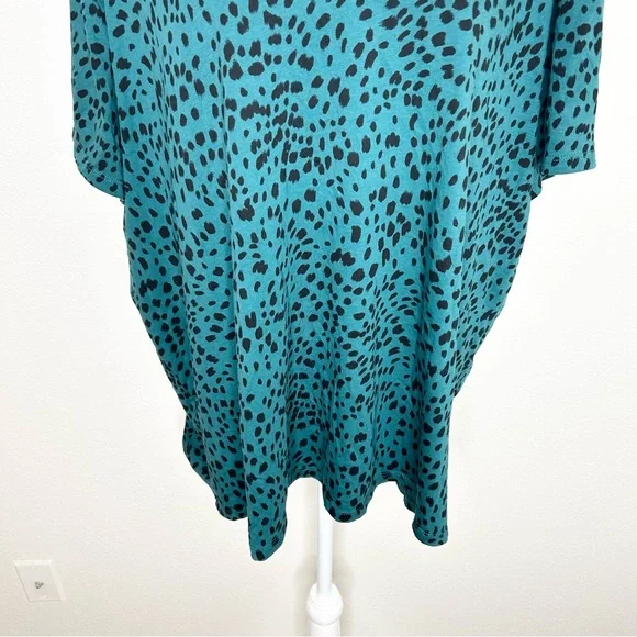 TORRID Herritage Womens Green Dotted V-Neck Short Sleeve T-Shirt Plus Size 3/ 3X - Picture 3 of 10